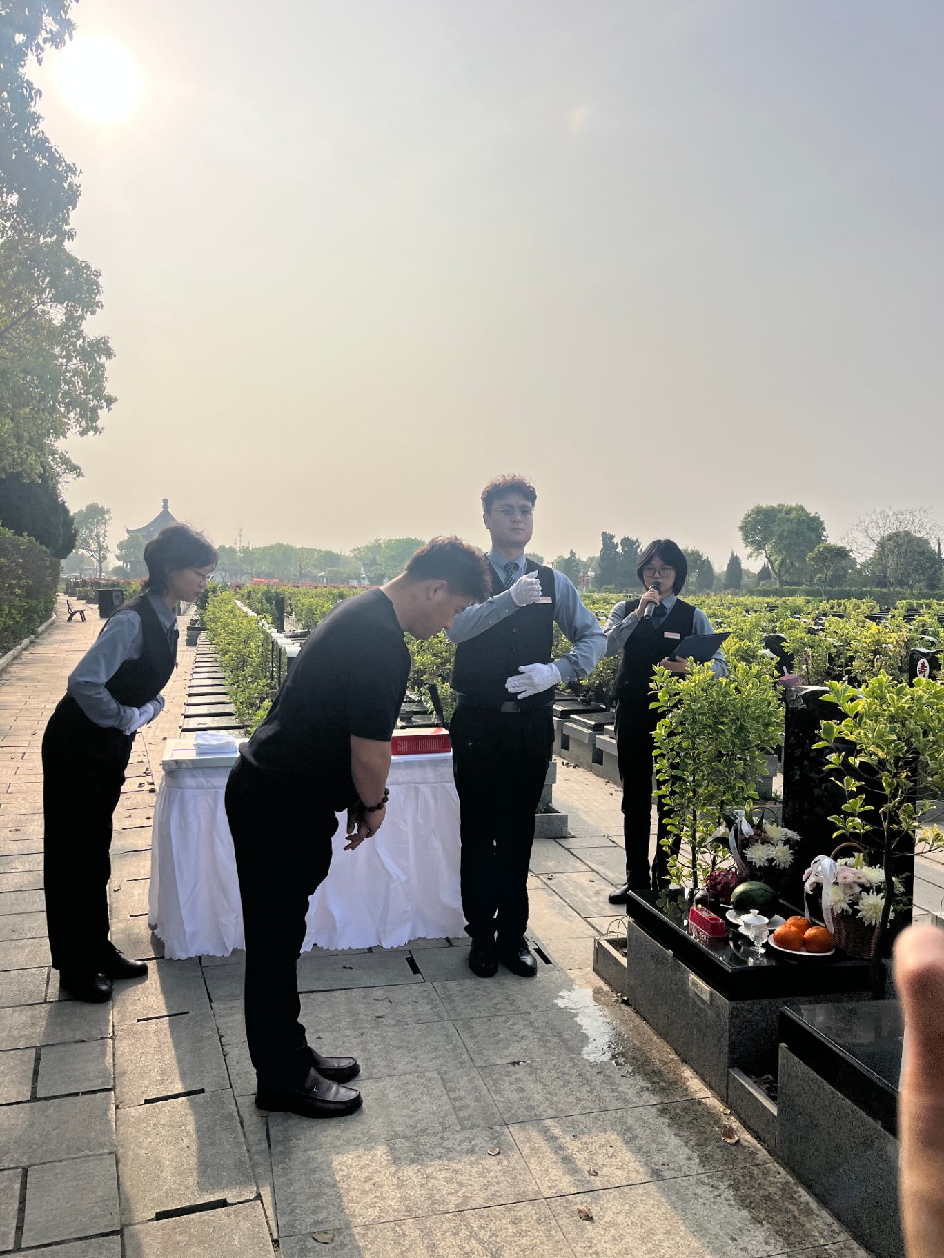 落葬仪式